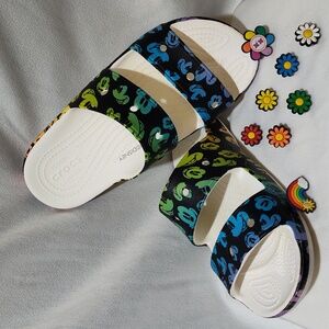 Crocs Classic Disney Rainbow Celebration Slides Black Multicolor Men Sz 5/ W7